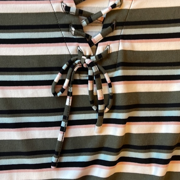 Striped Short Sleeve Dress with Open Tie Back - Picture 8 of 9